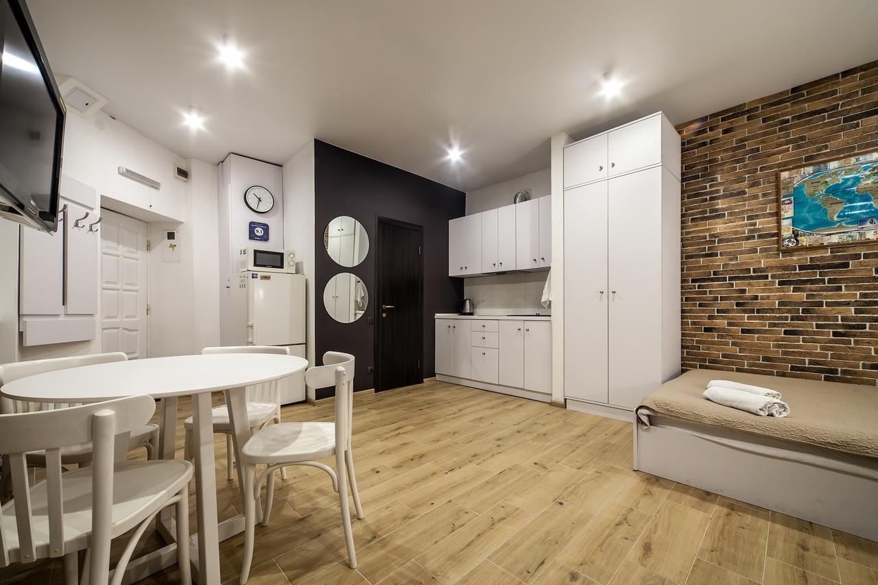 Apartment On Rustaveli Lwów Zewnętrze zdjęcie