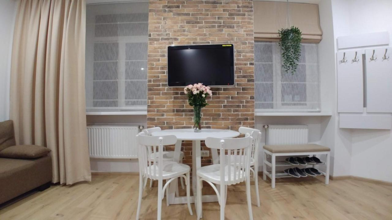Apartment On Rustaveli Lwów Zewnętrze zdjęcie